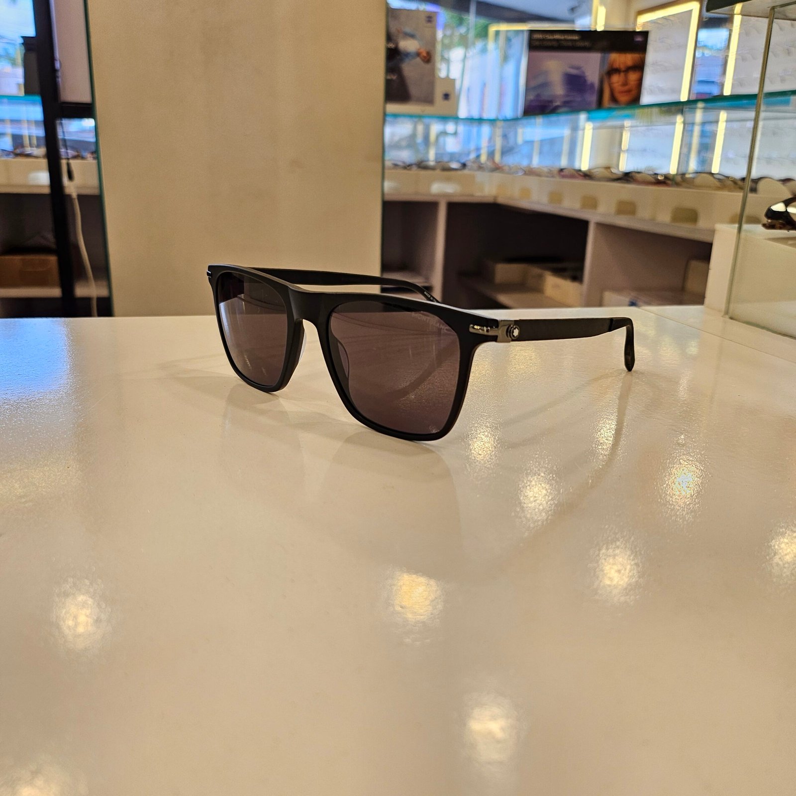 LUXURY BRAND SUNGLASSES 2